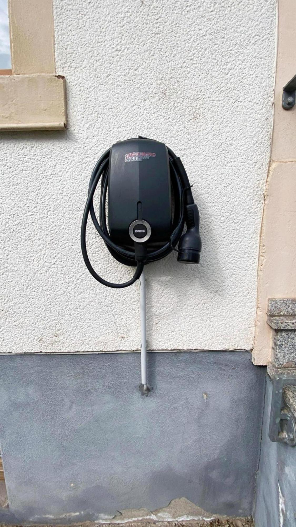 Zentrale Ferienwohnung Trier-Euren Mit Heimkino, Kueche, Wallbox & Kostenlose Fahrraeder Eksteriør billede
